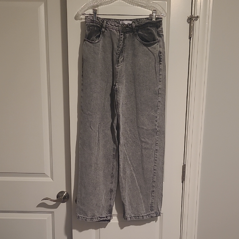 Lightweight, Drapey Greywash Jeans by DR2
